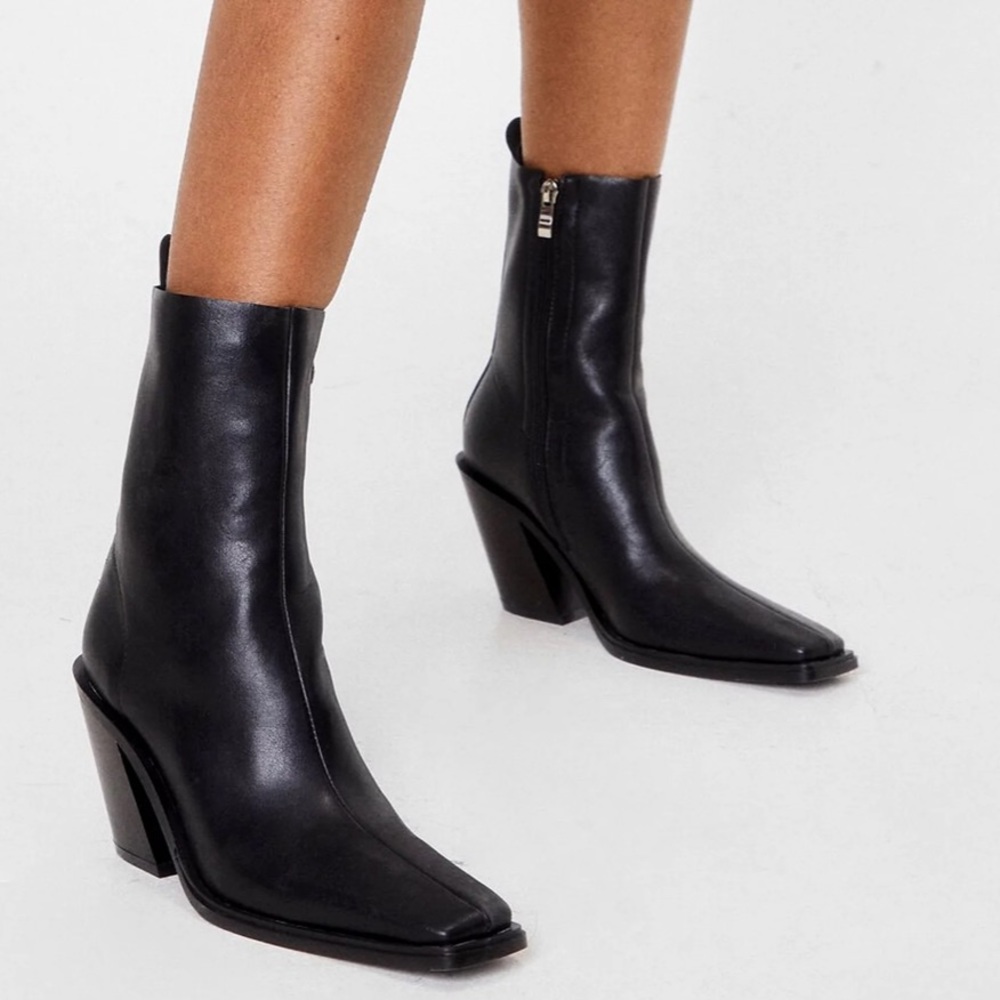 COPY - FAUX LEATHER SLANTED WESTERN ANKLE BOOTS